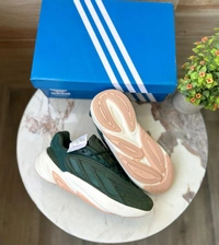 Adidas Originals Ozelia - 10