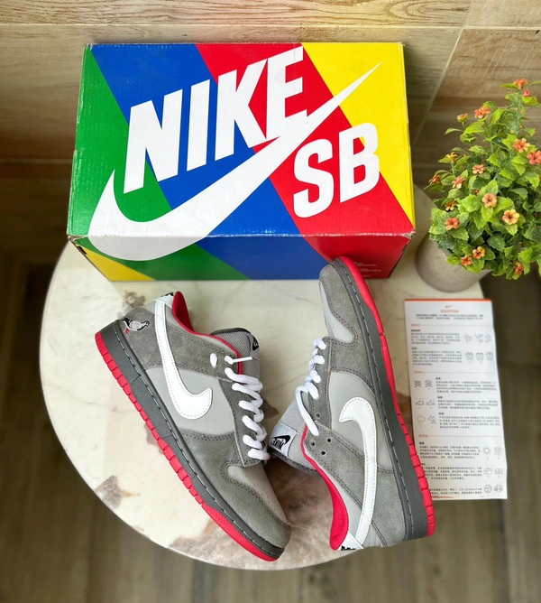 Nike Sb Dunk Nyc Pigeon - 8