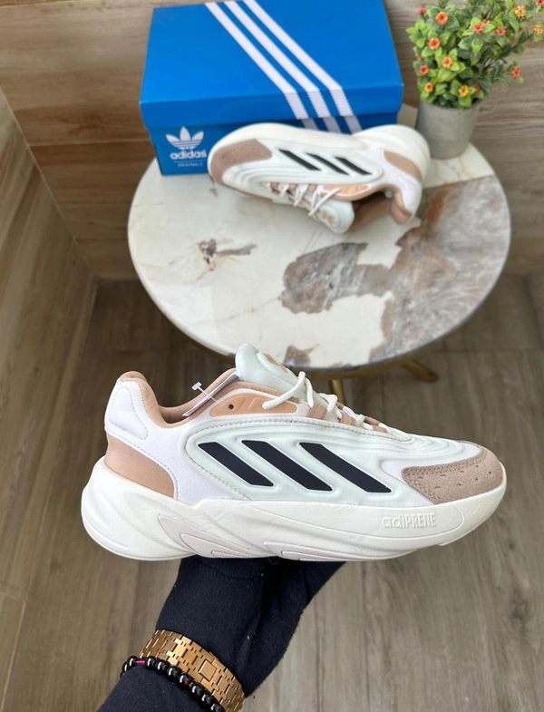 Adidas Original Ozelia - 11