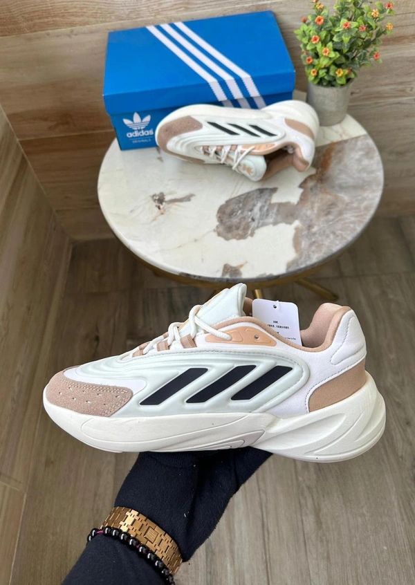 Adidas Original Ozelia - 11