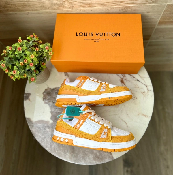 Louis Vuitton Trainers  - 8