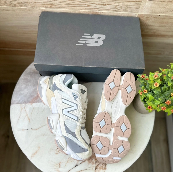 New Balance 9060 - Euro 41