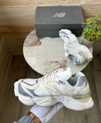 New Balance 9060 - Euro 41