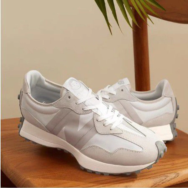 New Balance 327 Sea Salt  - 9
