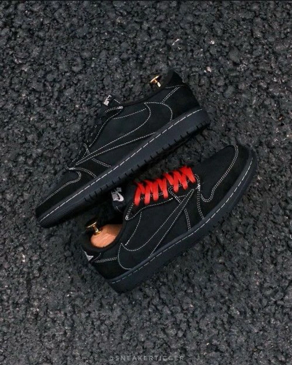 Air Jordans Retro 1 Travis Scott - 7