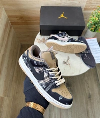 Nike Jordan Sb Dunk X Travis Scott Cactus Jack  - 7