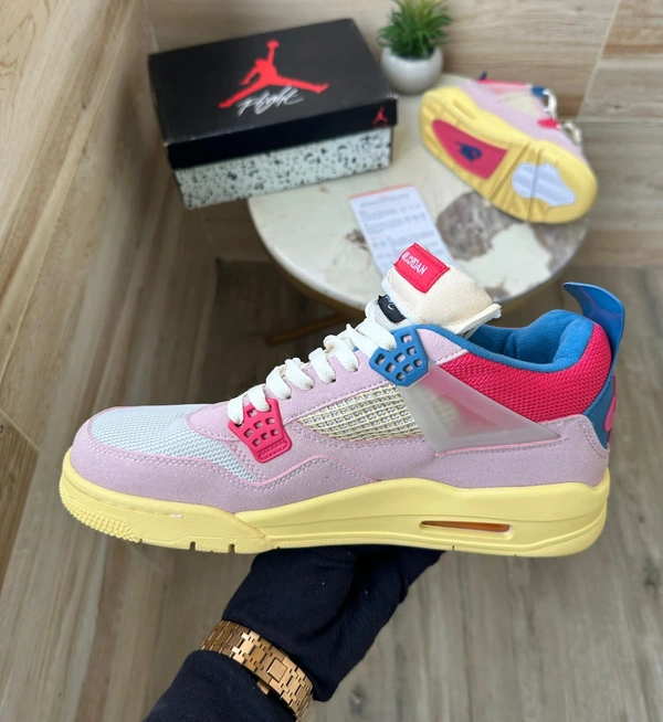 Jordan Retro 4 Guava EDTN - 10