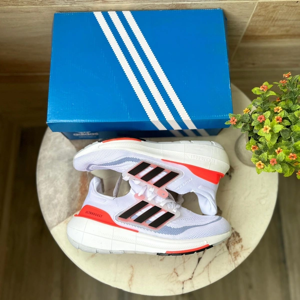 Adidas Ultra Boost  - 11