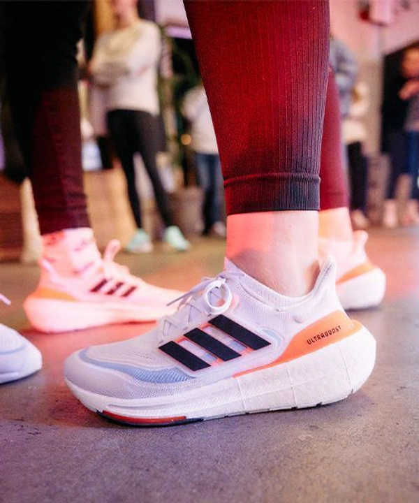 Adidas Ultra Boost  - 11