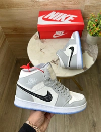 Jordans Retro 1 Dior Mid Ankle  - 8