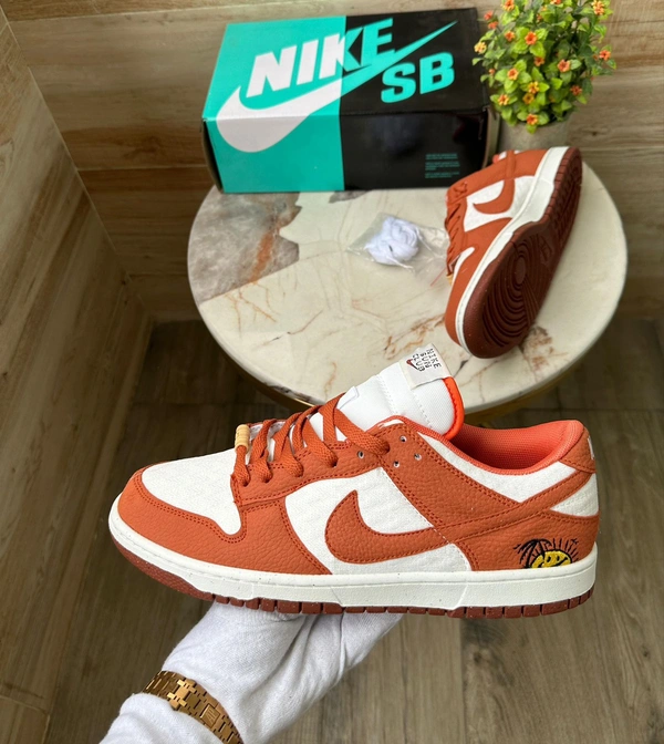 Nike Sb Dunk Sunclub Orange  - 11