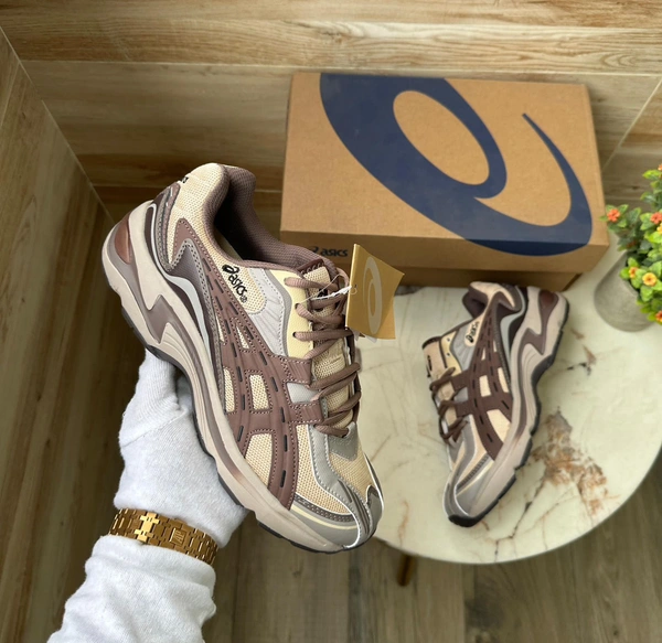 Asics Gel Preleus Brown - 11