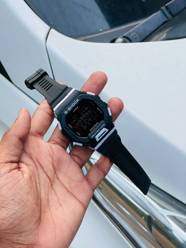 Casio G-shock Small Dial - White