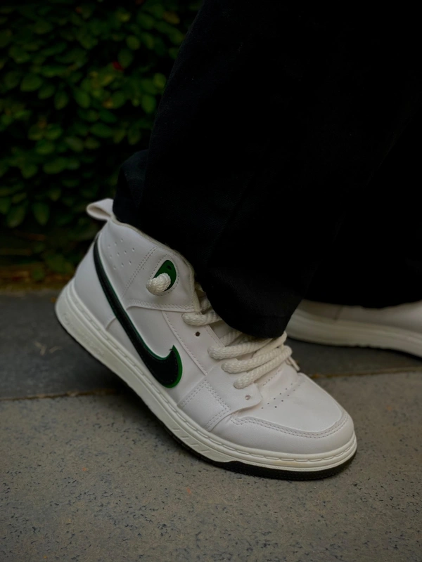 Nike Shoes Imported - 7