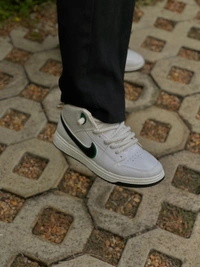 Nike Shoes Imported - 7
