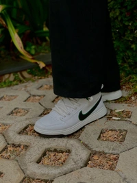 Nike Shoes Imported - 7