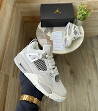 Air Jordan Retro 4 Frozen Moments - 11