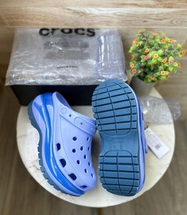 Crocs Mega Crush Clog - 6