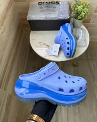 Crocs Mega Crush Clog - 6