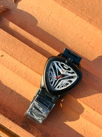 Classic V-Design Chain Watch