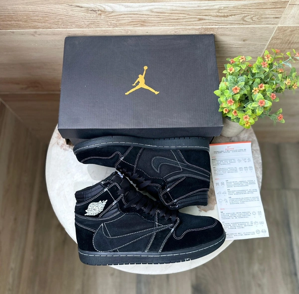 Jordans Retro 1 Black Mid Phantom - 8