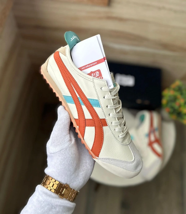 Onitsuka Tiger Leather Trainers - 11