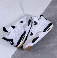 Air Jordan Retro 4 SB X White/Black - 9