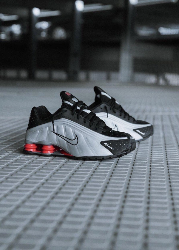 Nike Shox R4 - 8