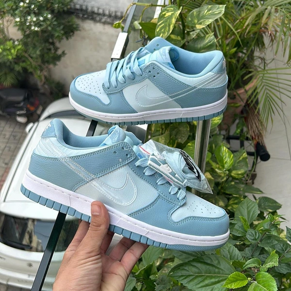 Nike Sb Dunk Clear Blue Swoosh - 9