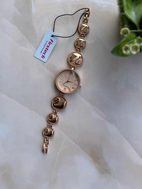 Ladies Budget Watch - Turkish Rose