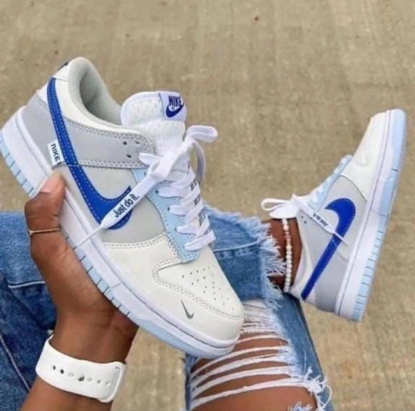 Nike Sb Dunk Ivory Hyper Royal - 4