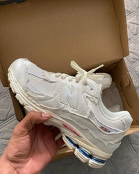 New Balance 2002 R Protection Pack Sea Salt - Euro 42