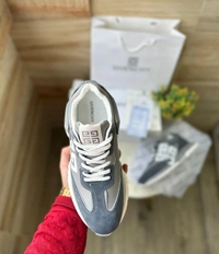 Givenchy Logo Sneakers - 7