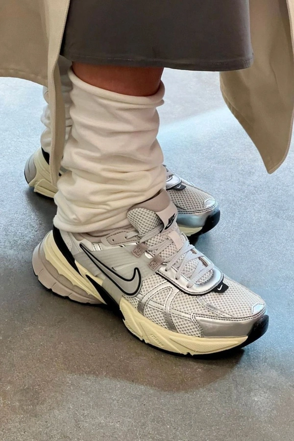Nike V2K Run Unisex - 45