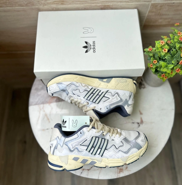 Adidas Bad Bunny Response CL - Euro 40