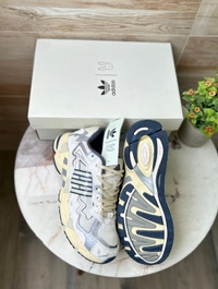 Adidas Bad Bunny Response CL - Euro 40