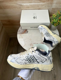 Adidas Bad Bunny Response CL - Euro 40