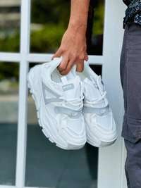 Imported Sneaker  - Alto, 8