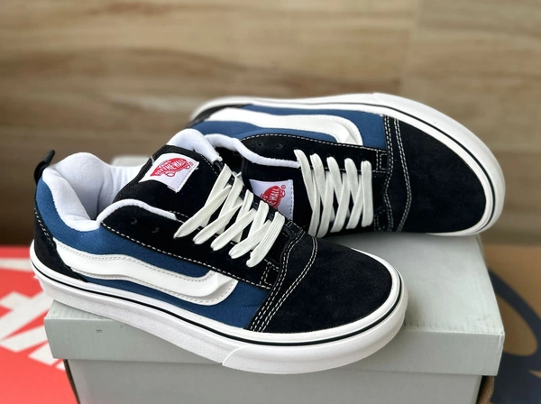 Vans Old Skool KNU - Euro 39