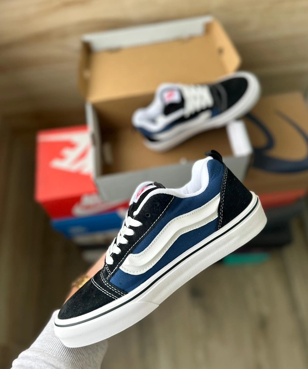 Vans Old Skool KNU - Euro 39