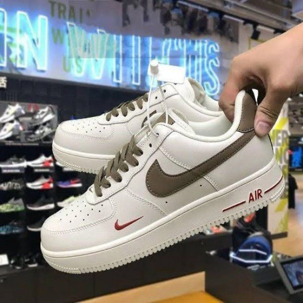 Nike Airforce Brown Swoosh - 37
