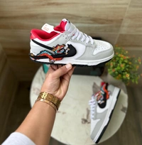Nike Sb Dunk Low Year Of The Dragon - 43