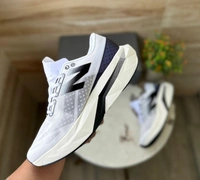 New Balance RC Elite V4 - Euro 44