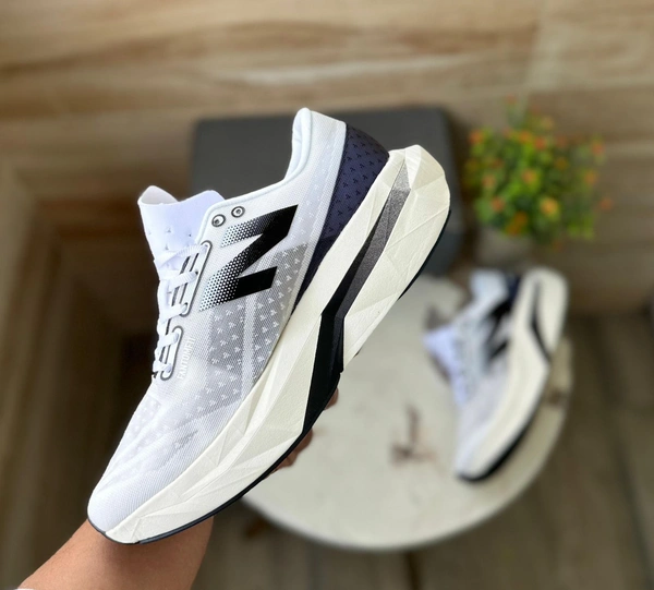 New Balance RC Elite V4 - Euro 44