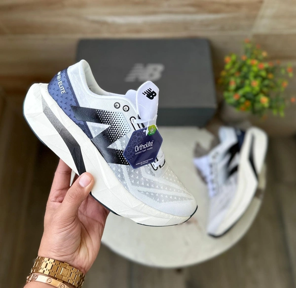 New Balance RC Elite V4 - Euro 44