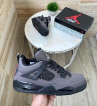 Air Jordan Retro 4 Olive  - 42