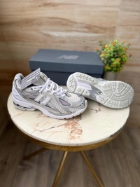 New Balance 1906 Metallic Silver - Euro 41