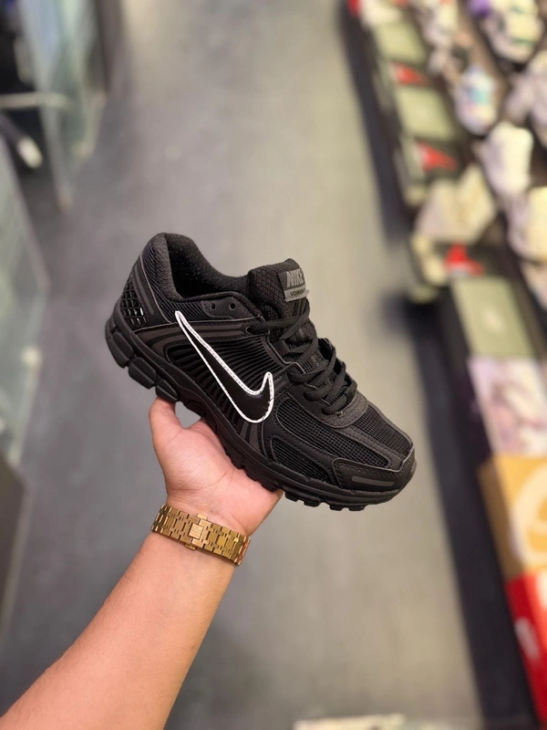 Nike Zoom Vomero Summit Black Anthracite - Euro 42