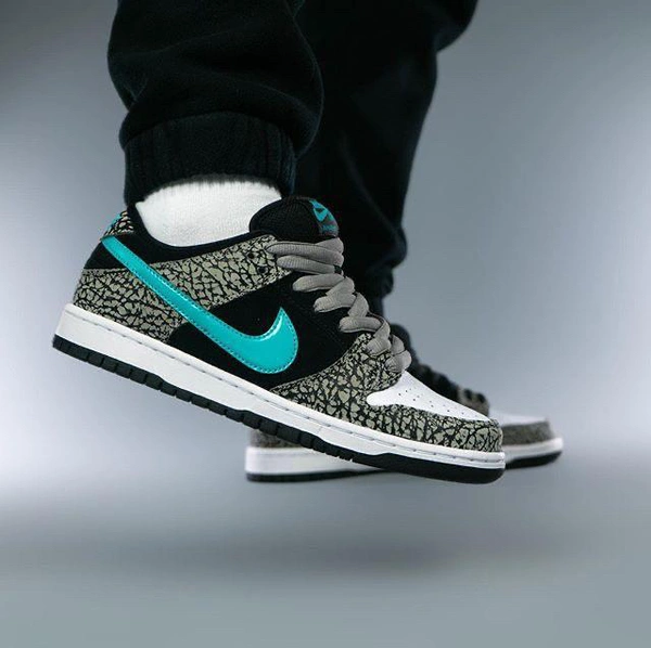 Nike Sb Dunk Low X Otomo Elephant  - 40