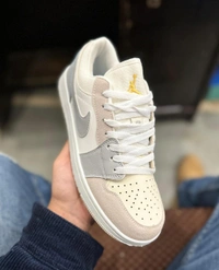 Jordans Retro 1 Paris  - 41
